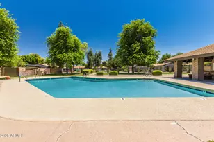 6406 S Lakeshore Dr, Tempe, AZ 85283 - Photo 3