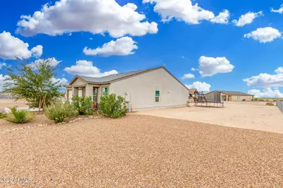 3635 N Bandelier Drive, Eloy, AZ 85131 - Photo 33