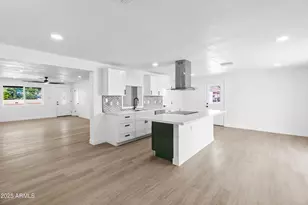 901 W Mercer Ln, Phoenix, AZ 85029 - Photo 15