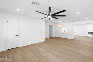 901 W Mercer Ln, Phoenix, AZ 85029 - Photo 21