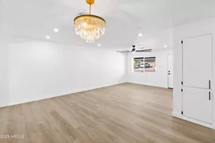 901 W Mercer Ln, Phoenix, AZ 85029 - Photo 23