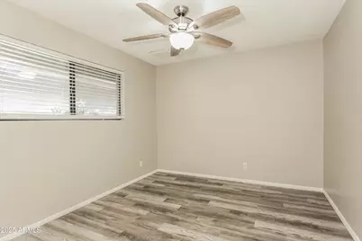 4857 W Townley Avenue, Glendale, AZ 85302 - Photo 9