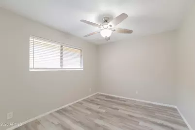 4857 W Townley Avenue, Glendale, AZ 85302 - Photo 11