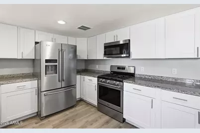 2515 S Palm Drive, Tempe, AZ 85282 - Photo 15