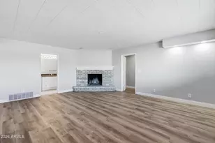 2515 S Palm Dr, Tempe, AZ 85282 - Photo 11