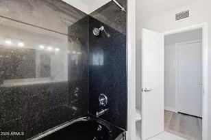 2515 S Palm Dr, Tempe, AZ 85282 - Photo 29