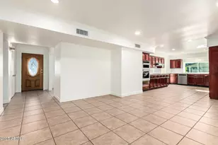 1924 N Harris Dr, Mesa, AZ 85203 - Photo 9