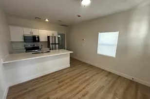 1241 E Adams St, Phoenix, AZ 85034 - Photo 1