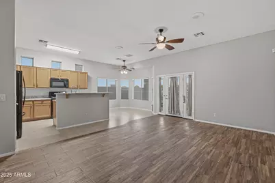 2033 N 110th Avenue, Avondale, AZ 85392 - Photo 9