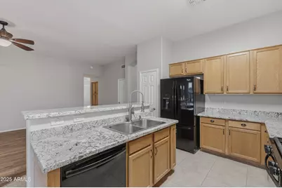 2033 N 110th Avenue, Avondale, AZ 85392 - Photo 15