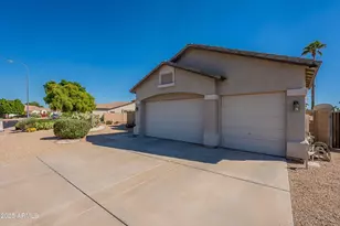 2033 N 110th Ave, Avondale, AZ 85392 - Photo 3