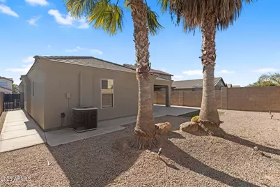 42012 W Colby Drive, Maricopa, AZ 85138 - Photo 43
