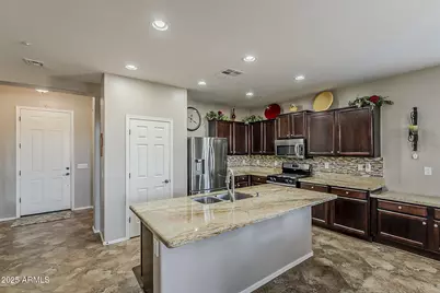 31297 N 131st Lane, Peoria, AZ 85383 - Photo 5
