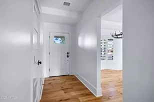 4716 N 34th Pl, Phoenix, AZ 85018 - Photo 7