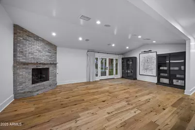 4716 N 34th Place, Phoenix, AZ 85018 - Photo 13