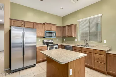 35819 N 33rd Lane, Phoenix, AZ 85086 - Photo 13