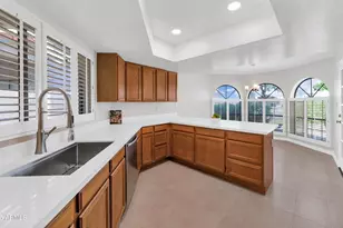 4009 E Round Hill Dr, Phoenix, AZ 85028 - Photo 3