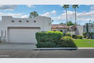 4009 E Round Hill Drive, Phoenix, AZ 85028 - Photo 1