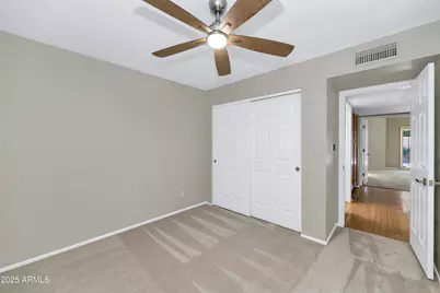 4009 E Round Hill Drive, Phoenix, AZ 85028 - Photo 19