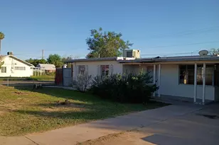 705 W 2nd Pl, Mesa, AZ 85201 - Photo 1