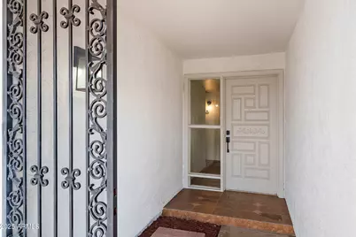 10320 W Hazelwood Avenue, Phoenix, AZ 85037 - Photo 9