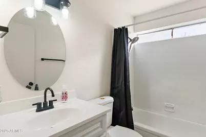 10320 W Hazelwood Avenue, Phoenix, AZ 85037 - Photo 17