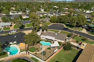 811 W Linger Ln, Phoenix, AZ 85021 - Photo 3