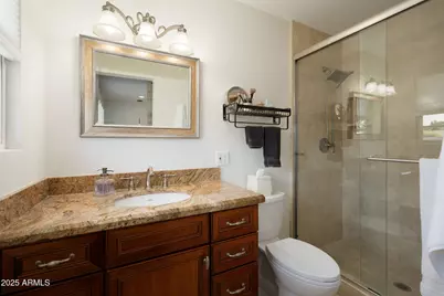 811 W Linger Lane, Phoenix, AZ 85021 - Photo 19