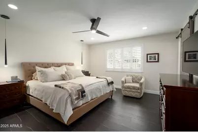 811 W Linger Lane, Phoenix, AZ 85021 - Photo 17