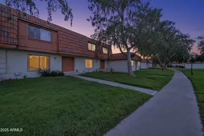 7877 N 49th Avenue, Glendale, AZ 85301 - Photo 31