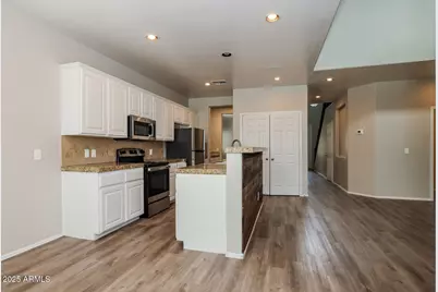 10117 W Marguerite Avenue, Tolleson, AZ 85353 - Photo 7