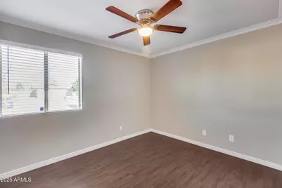 319 W Kristal Way, Phoenix, AZ 85027 - Photo 25