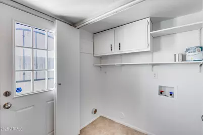 319 W Kristal Way, Phoenix, AZ 85027 - Photo 21