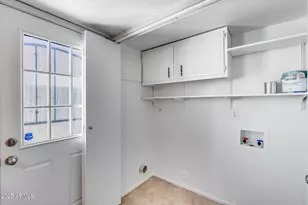 319 W Kristal Way, Phoenix, AZ 85027 - Photo 21