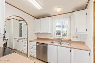 17200 W Bell Rd, Surprise, AZ 85374 - Photo 9