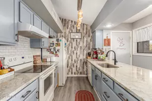 14011 W Aleppo Dr, Sun City West, AZ 85375 - Photo 13