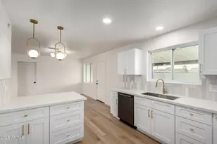 3939 W Harmont Dr, Phoenix, AZ 85051 - Photo 13