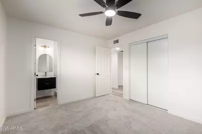 3939 W Harmont Drive, Phoenix, AZ 85051 - Photo 21