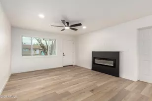 3939 W Harmont Dr, Phoenix, AZ 85051 - Photo 9