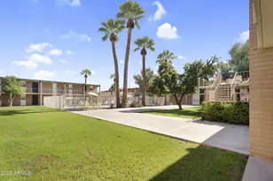 3737 E Turney Ave, Phoenix, AZ 85018 - Photo 27