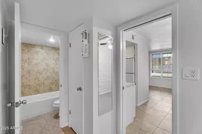 3737 E Turney Avenue #120, Phoenix, AZ 85018 - Photo 15