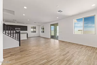 46820 W Crescent Moon Drive, Maricopa, AZ 85139 - Photo 9