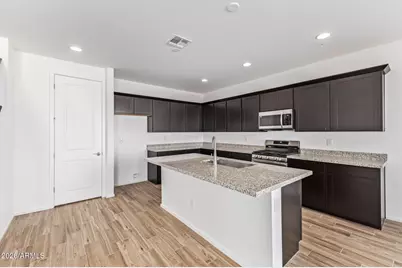 46820 W Crescent Moon Drive, Maricopa, AZ 85139 - Photo 11