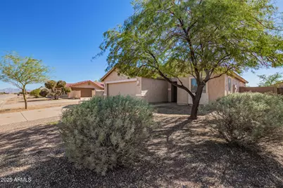 8569 W Tinajas Drive, Arizona City, AZ 85123 - Photo 5