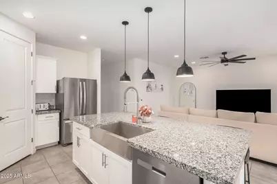 8827 S 67th Drive, Laveen, AZ 85339 - Photo 13