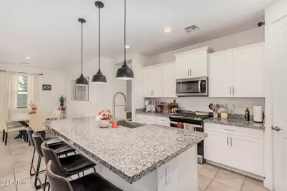 8827 S 67th Drive, Laveen, AZ 85339 - Photo 11