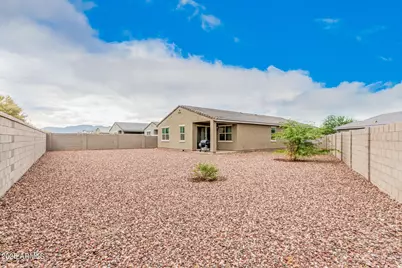 8827 S 67th Drive, Laveen, AZ 85339 - Photo 33