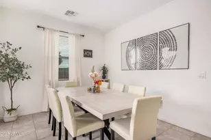 8827 S 67th Dr, Laveen, AZ 85339 - Photo 9