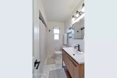 1903 E Palo Verde Drive, Phoenix, AZ 85016 - Photo 11