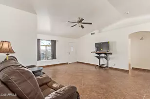 13067 S Del Rio Rd, Arizona City, AZ 85123 - Photo 7